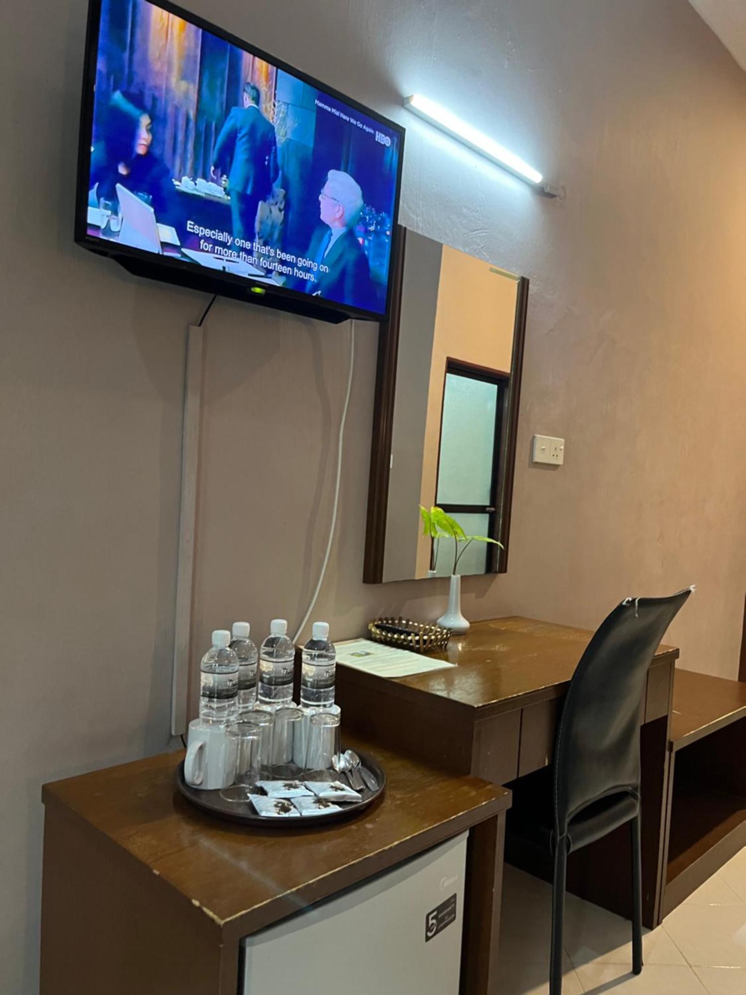 White Lodge Pantai Cenang  Ngoại thất bức ảnh