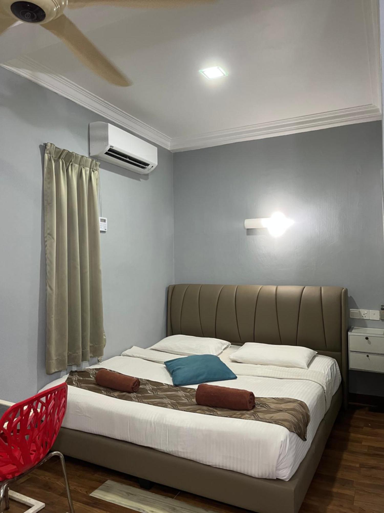 White Lodge Pantai Cenang  Ngoại thất bức ảnh