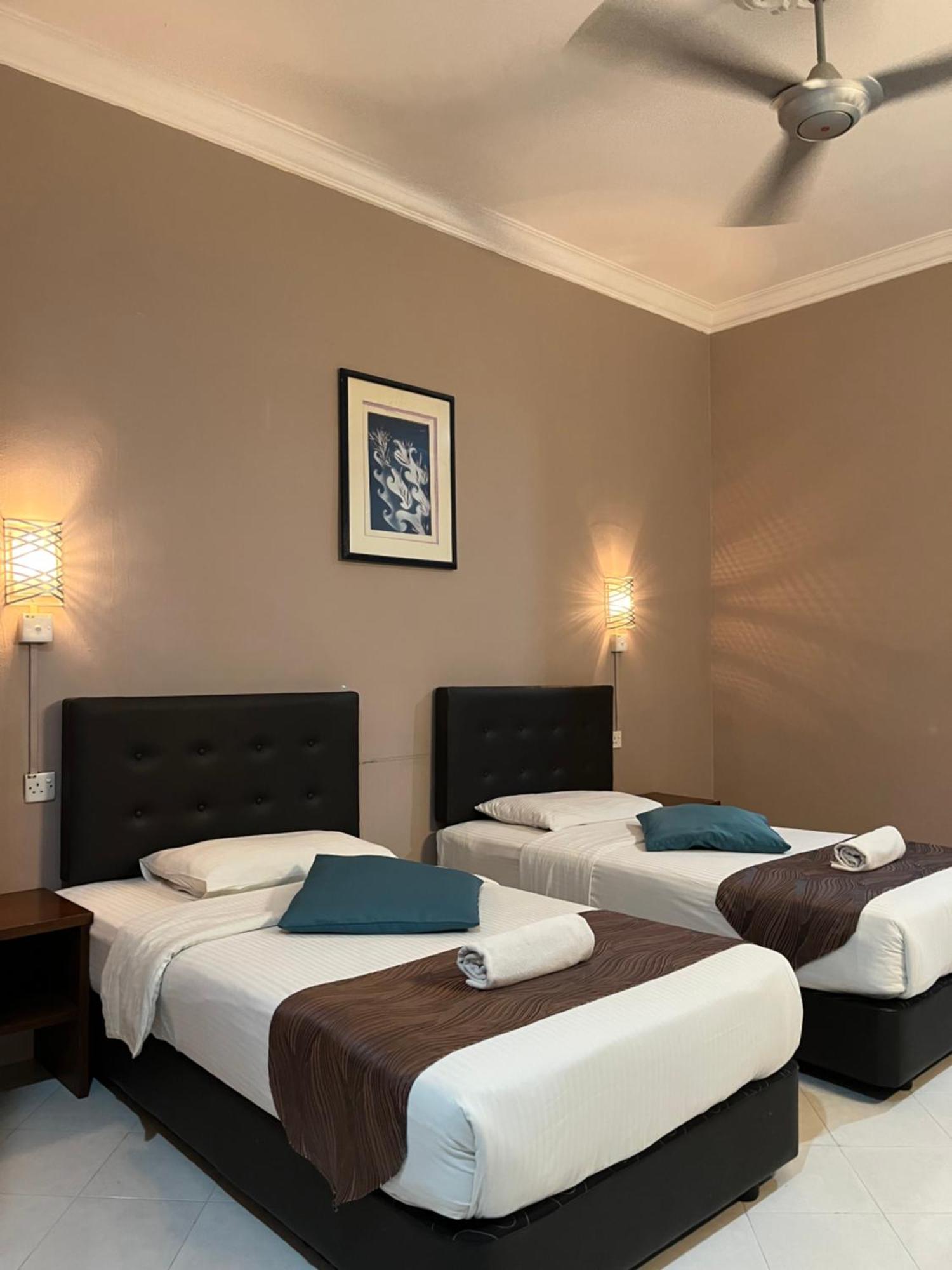 White Lodge Pantai Cenang  Ngoại thất bức ảnh