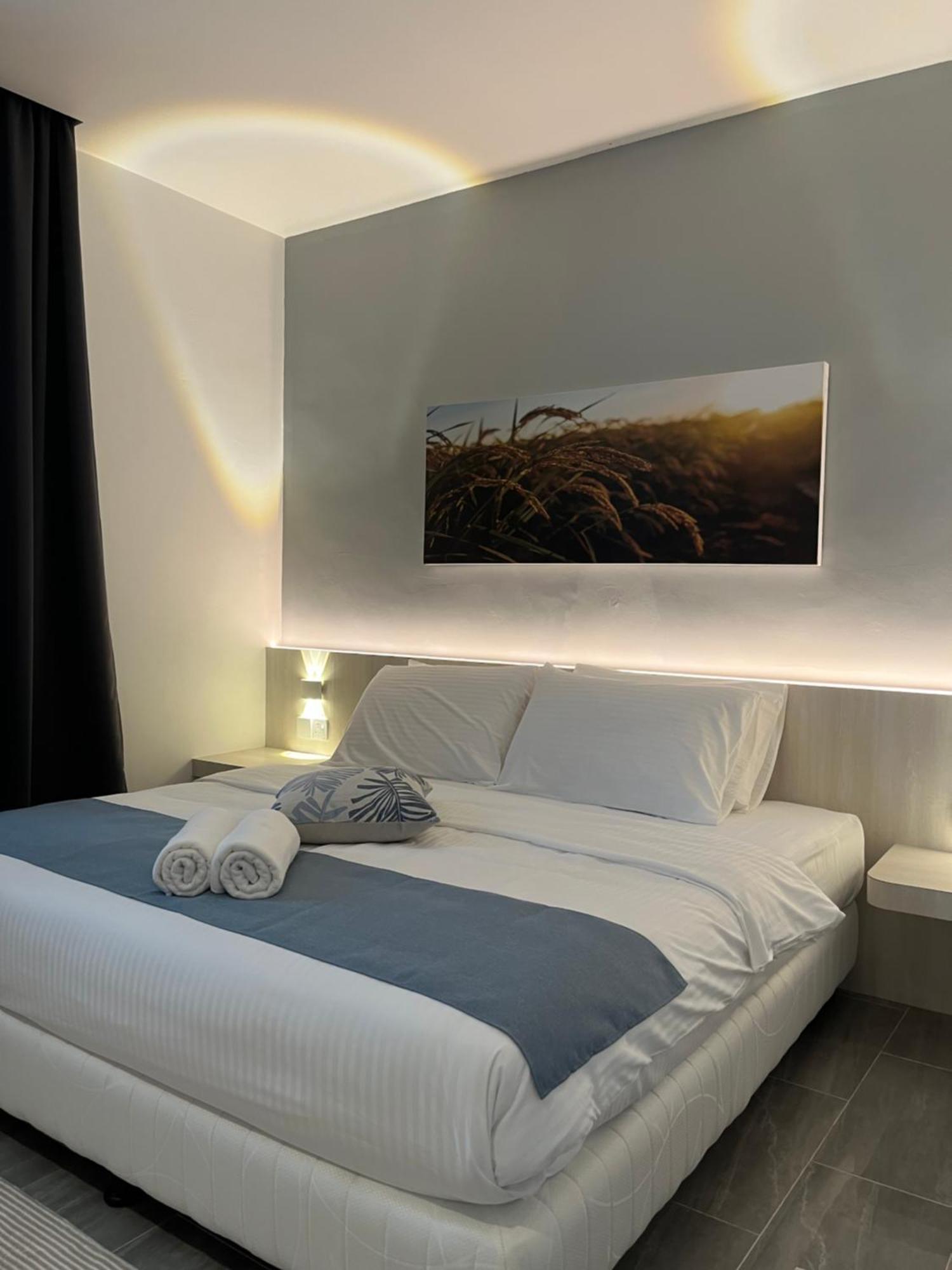 White Lodge Pantai Cenang  Ngoại thất bức ảnh
